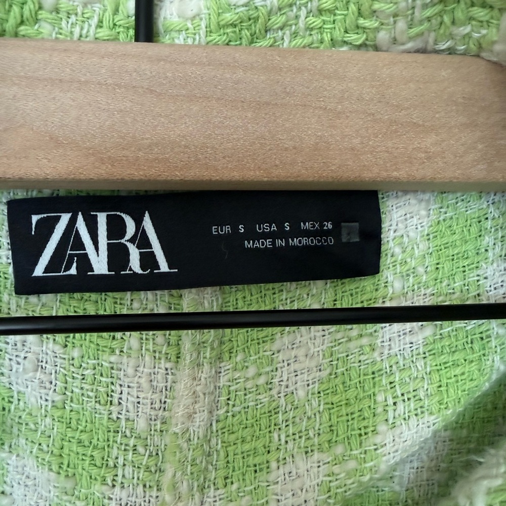 Zara crop gold button green and white jacket - Picture 5 of 6